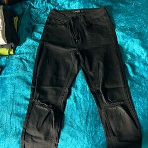 Black Distressed Jeans